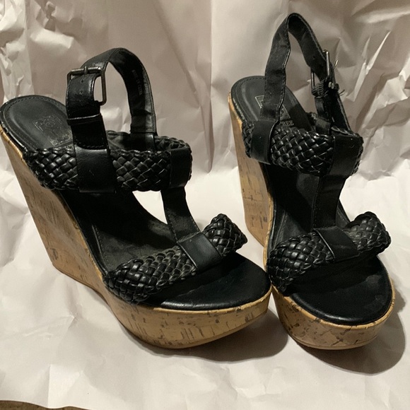 Decree Shoes - decree high heeled wedges